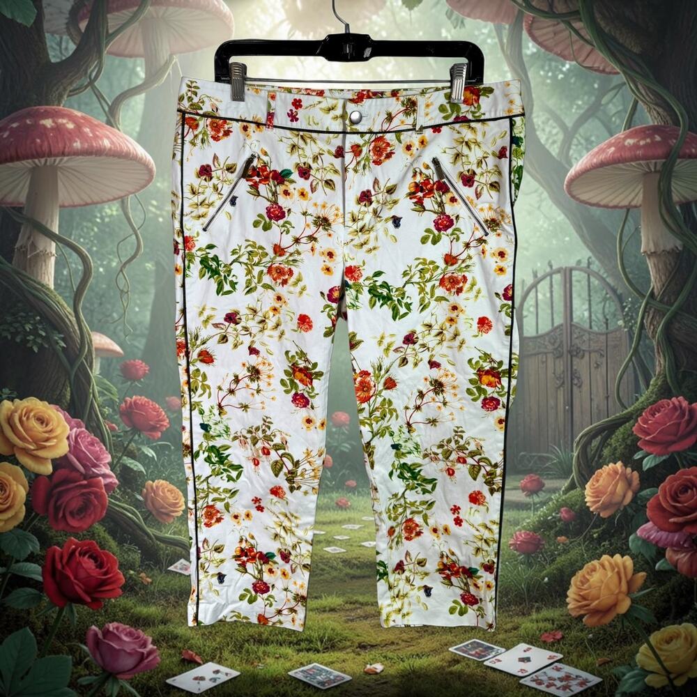 Disney Colleen Atwood Women's 12 Alice Through the Looking Glass Floral Capris